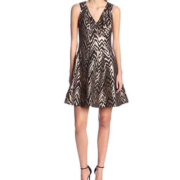 Vince Camuto Dresses & Skirts - Vince Camuto black gold sleeveless dress Size 12